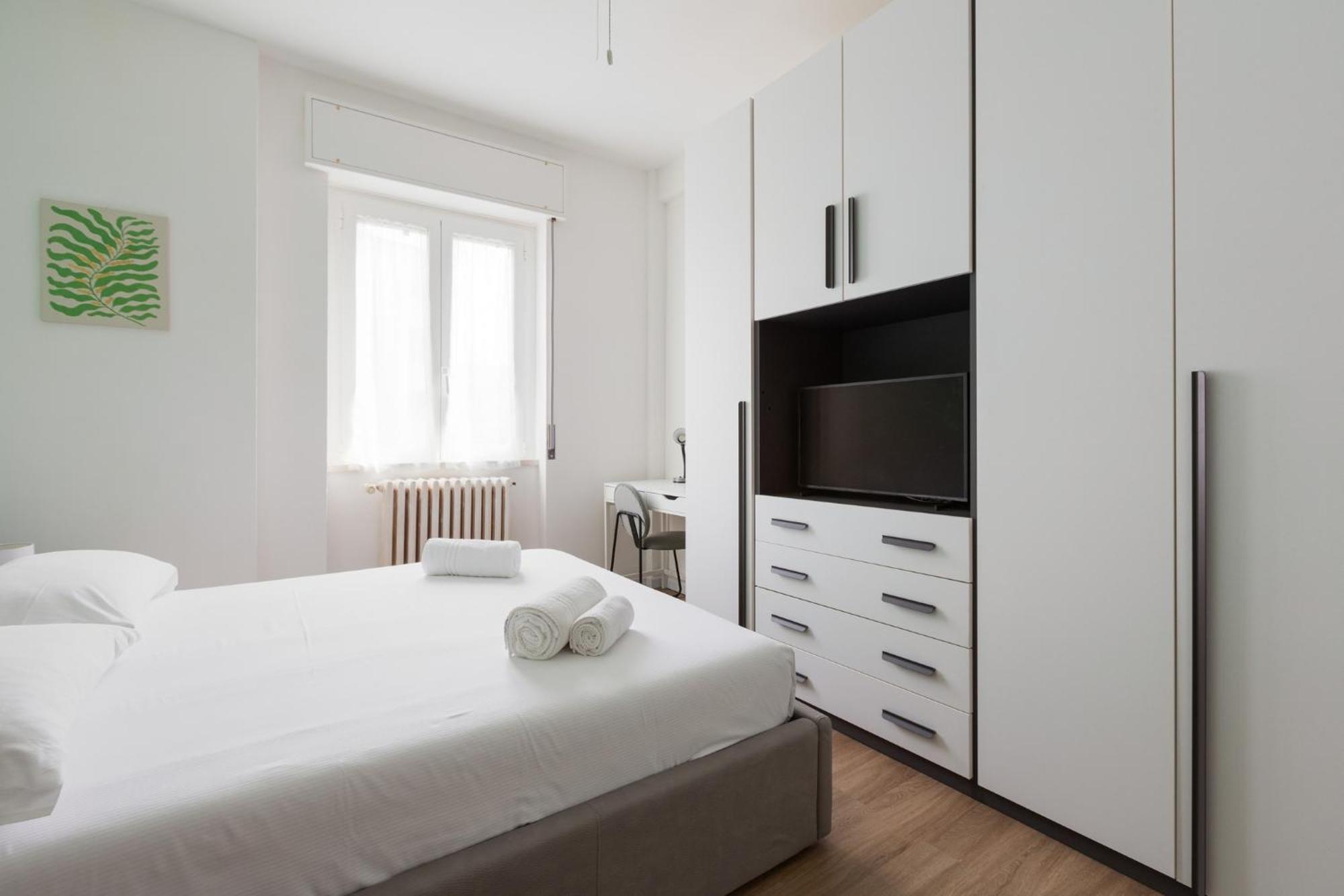 Corso Lodi Modern With Balcony *