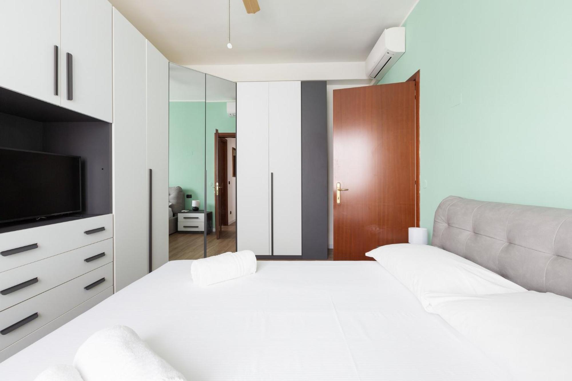 Corso Lodi Modern With Balcony *