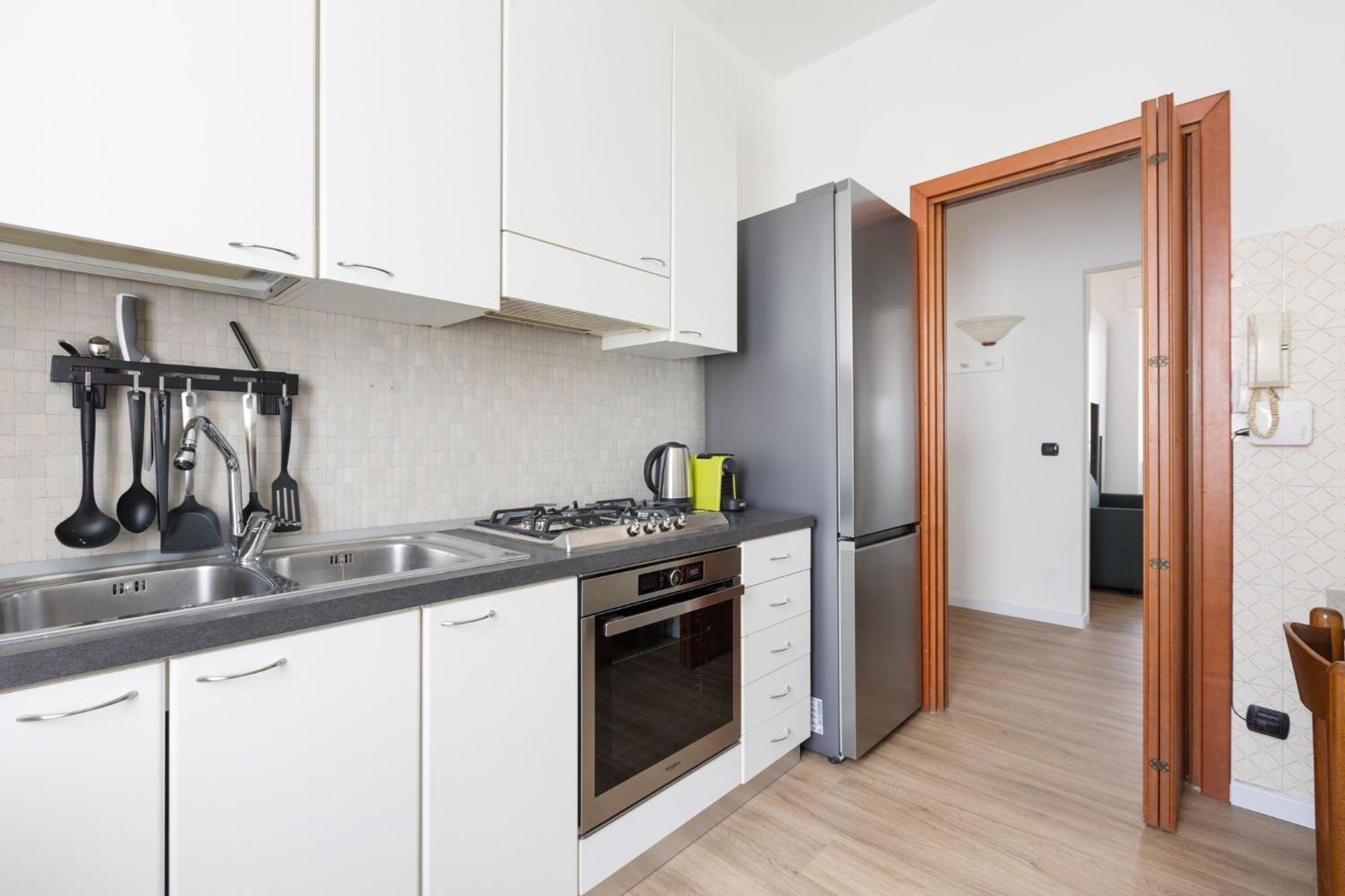 Corso Lodi Modern With Balcony Apartment Milan